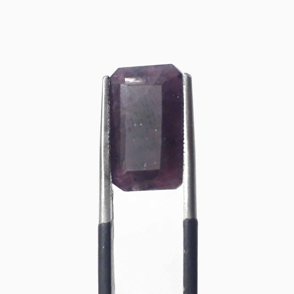 red ruby, pink ruby - red ruby gemstone - red ruby gemstone