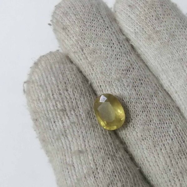 Yellow Sapphire_629_1122_0.54ct_Rs.405