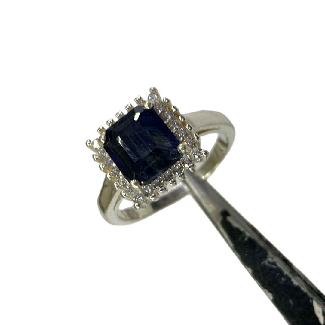 Sapphire Ring 816
