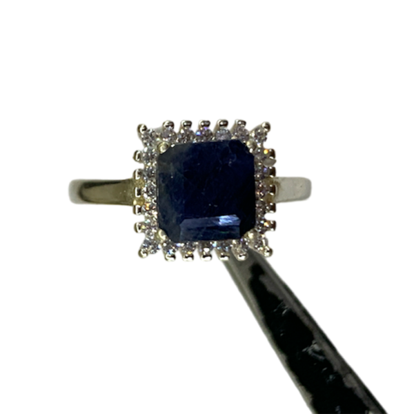 Sapphire Ring 815
